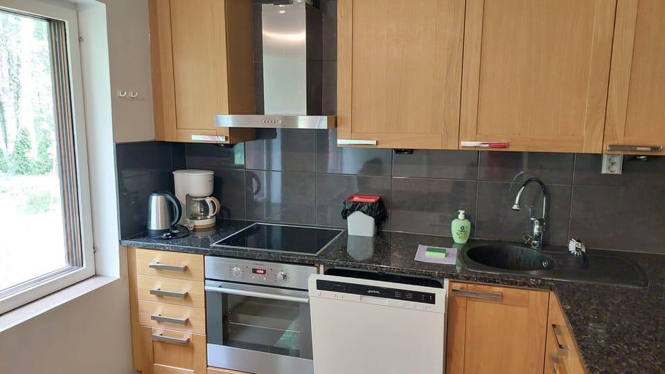 House, Balcony, Courtyard View | Private kitchen