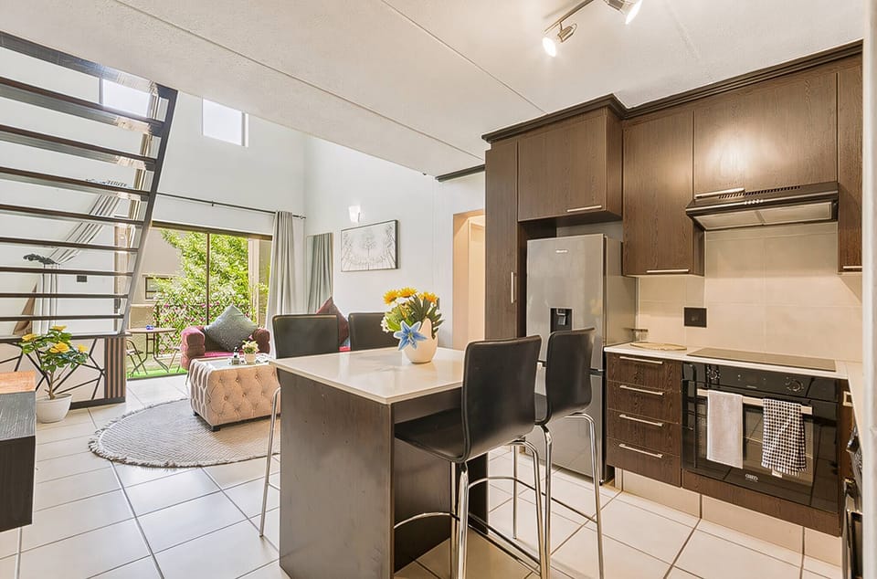 Apartment, 2 Bedrooms, Patio | Private kitchen