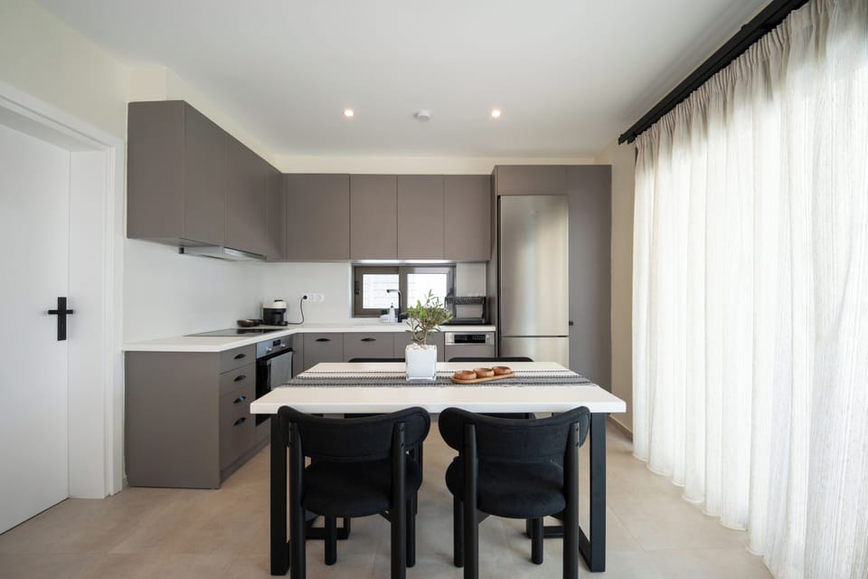 Luxury Villa, Pool View | Private kitchen | Full-size fridge, oven, stovetop, dishwasher