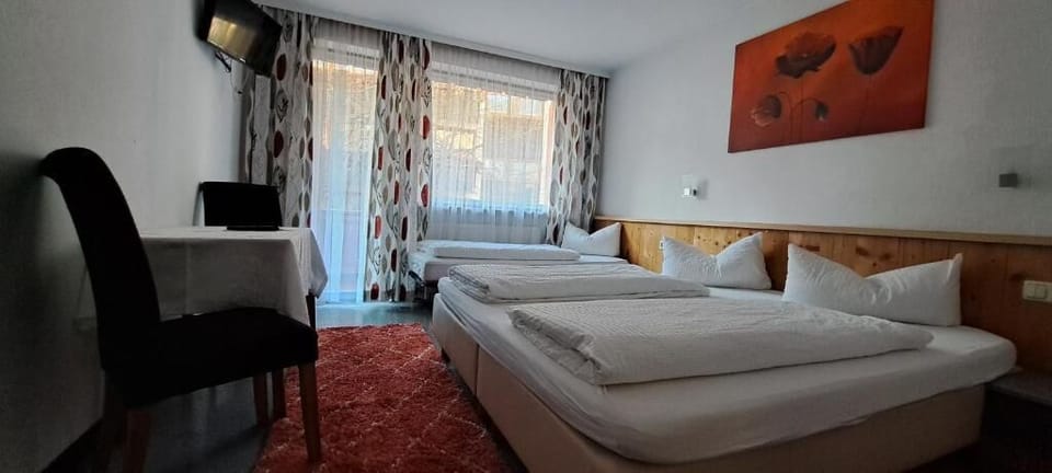 In-room safe, free WiFi