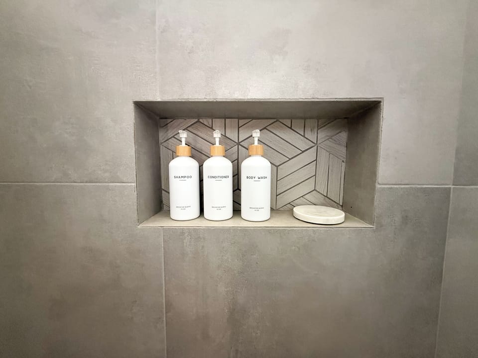 Bathroom amenities