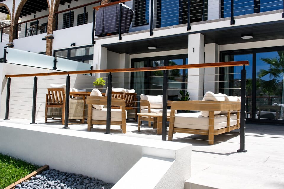 Apt 1 Terrace 2