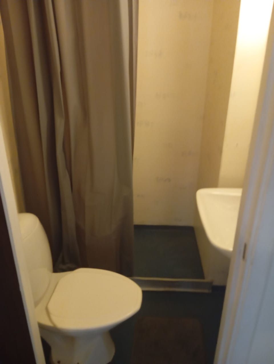 Apartment, 2 Bedrooms, Smoking, Balcony | Bathroom