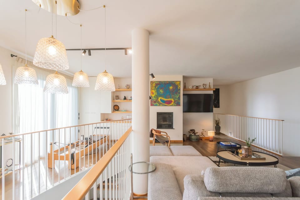 Villa (4 Bedrooms) | Living area | TV
