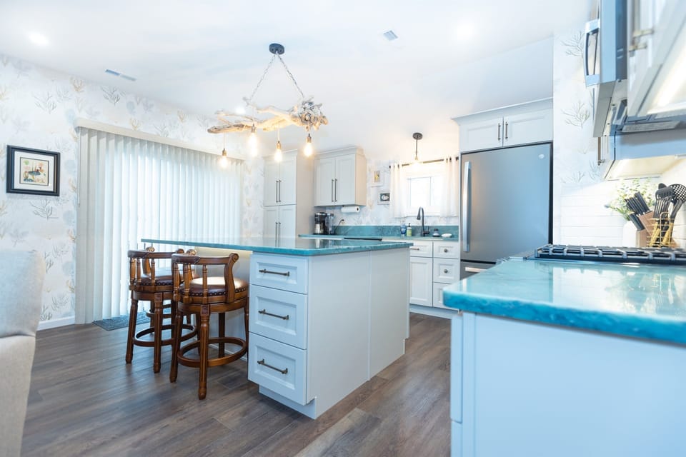 Open kitchen with island seating