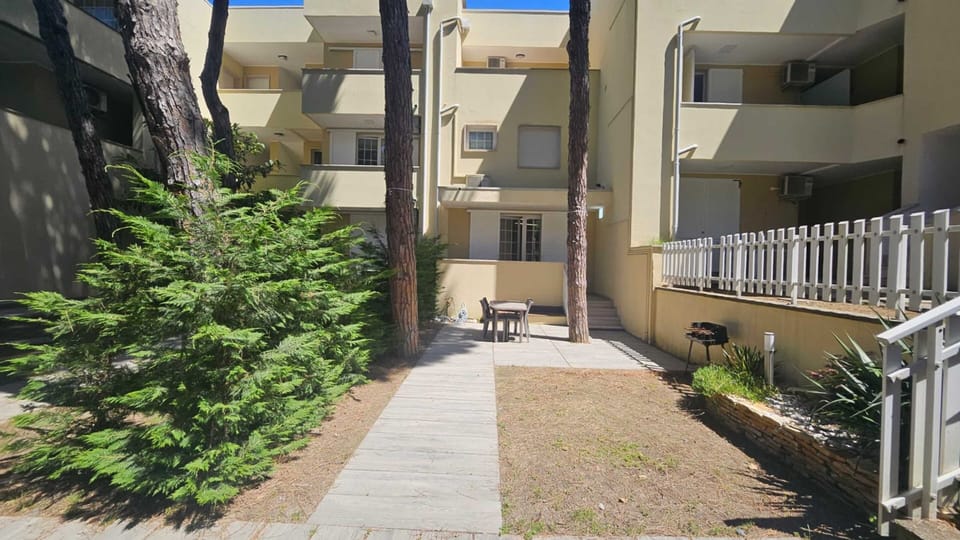 Apartment, 3 Bedrooms, Balcony, City View | Exterior