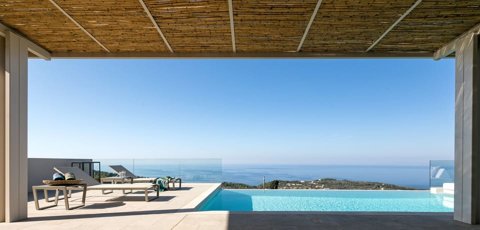 Beach/ocean view