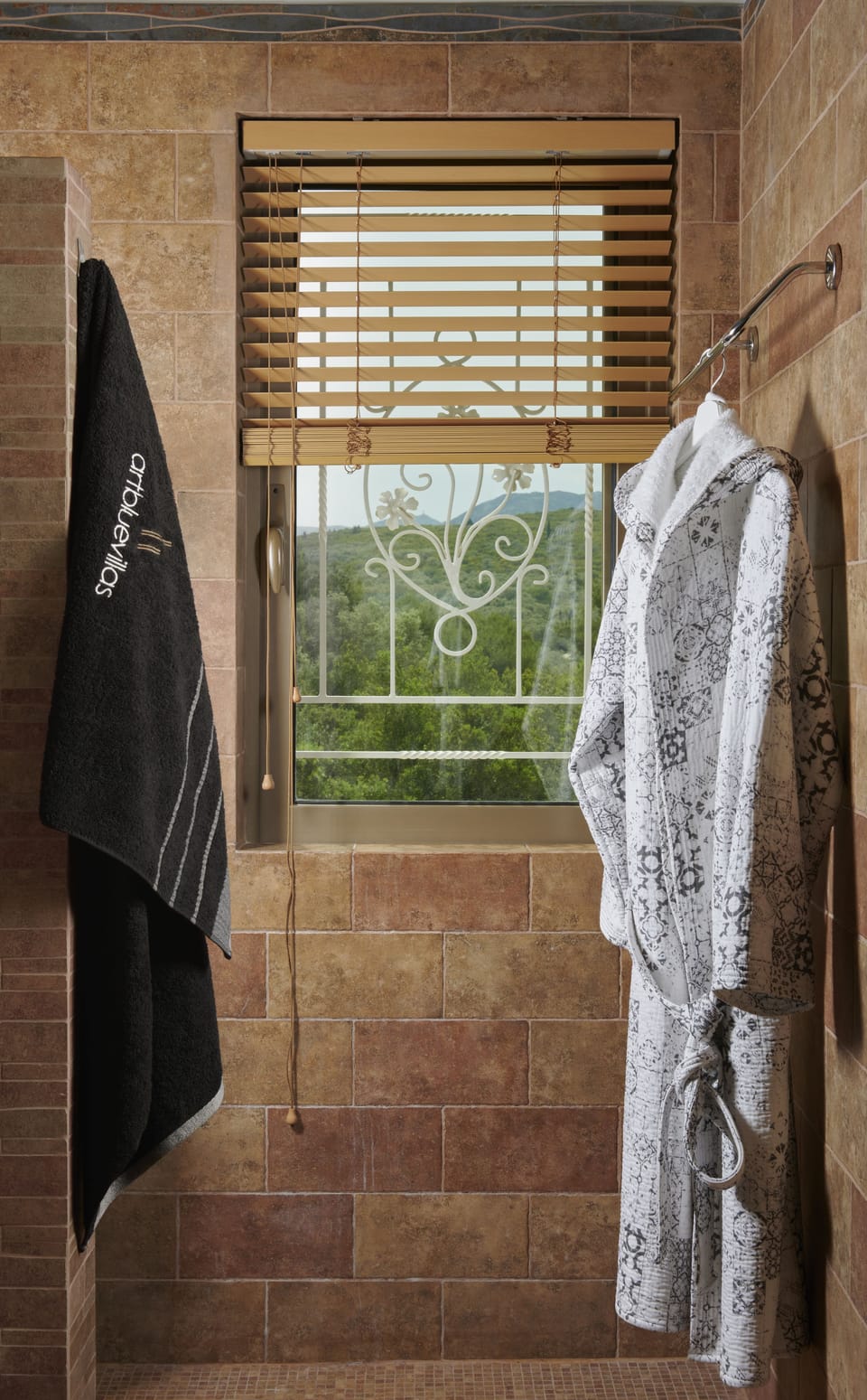 Bathroom amenities