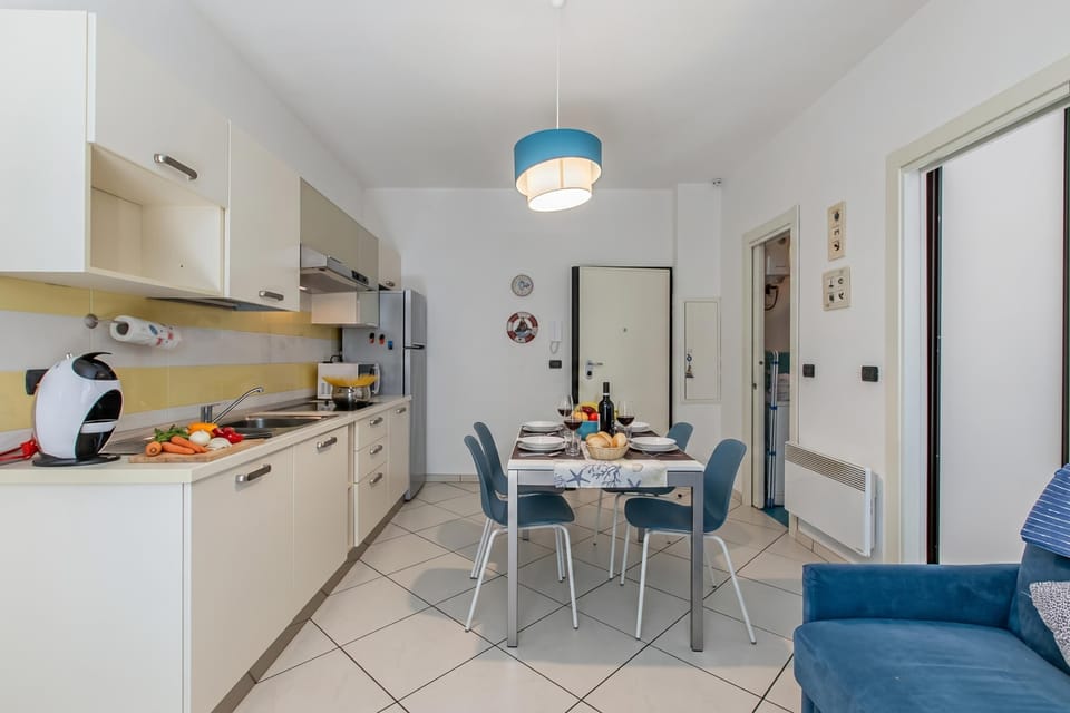 Living and dining room
