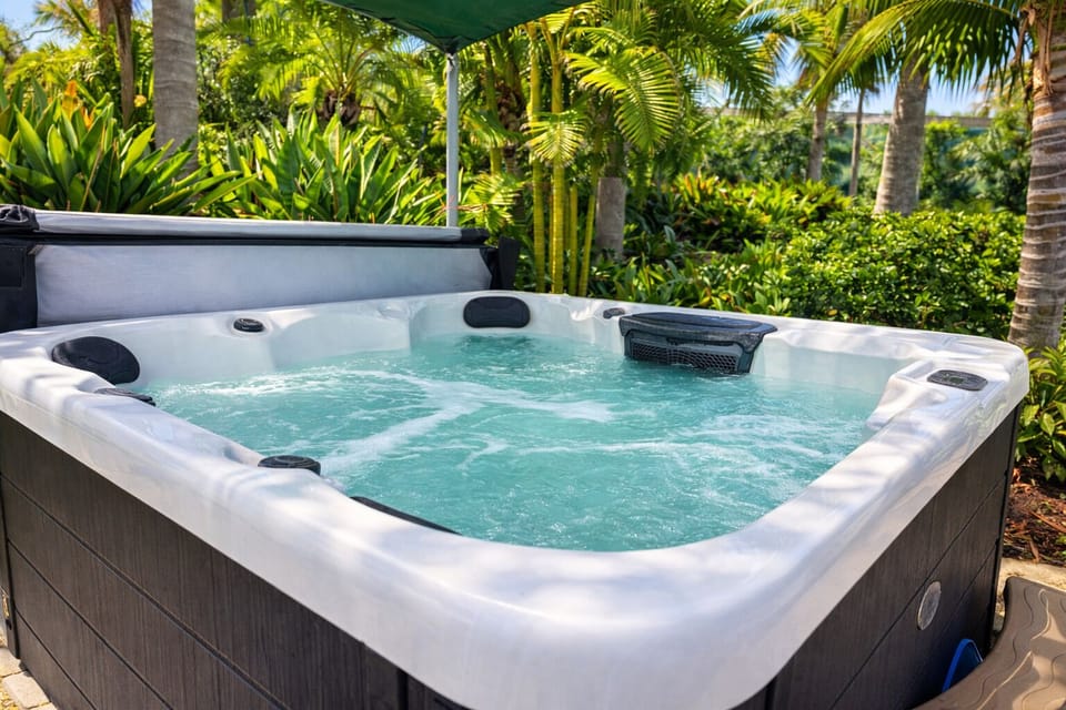 Outdoor spa tub