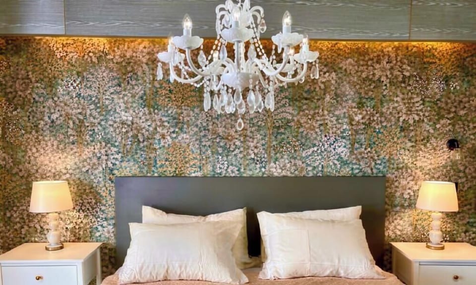 Camera Deluxe con letto matrimoniale, terrazzo e bagno privato | In-room safe, desk, laptop workspace, blackout drapes