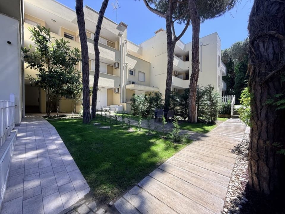 Apartment, 1 Bedroom, Balcony, Garden View | Exterior