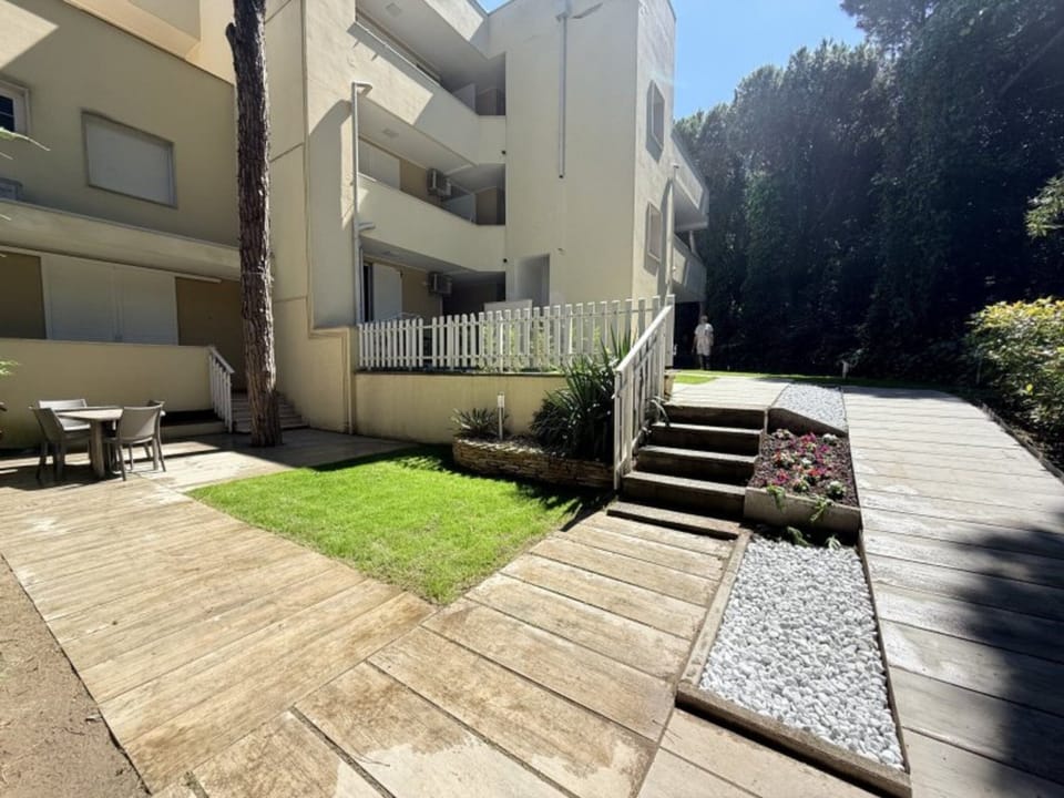 Apartment, 1 Bedroom, Balcony, Garden View | Terrace/patio