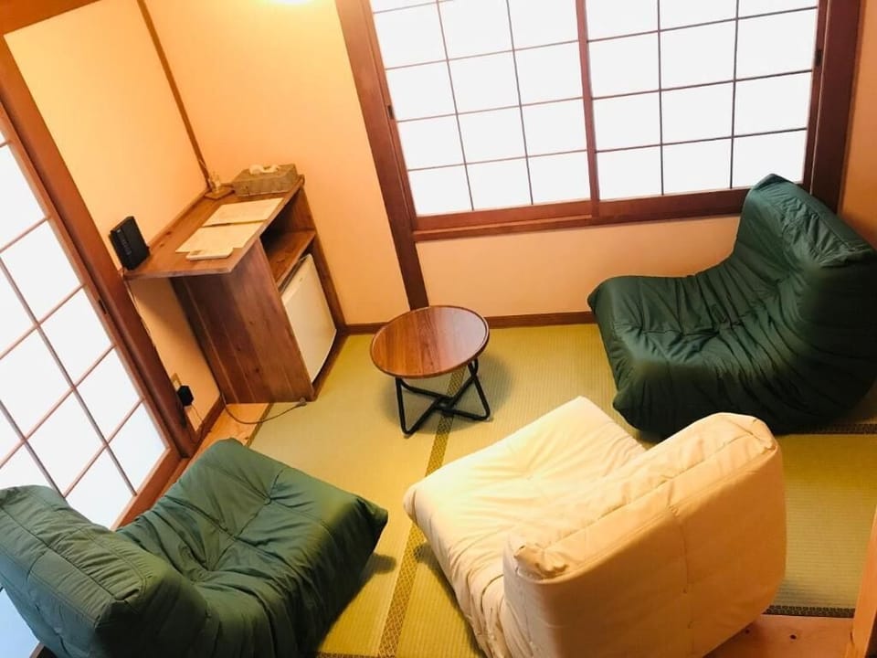 Basic Shared Dormitory, Courtyard View | Interior