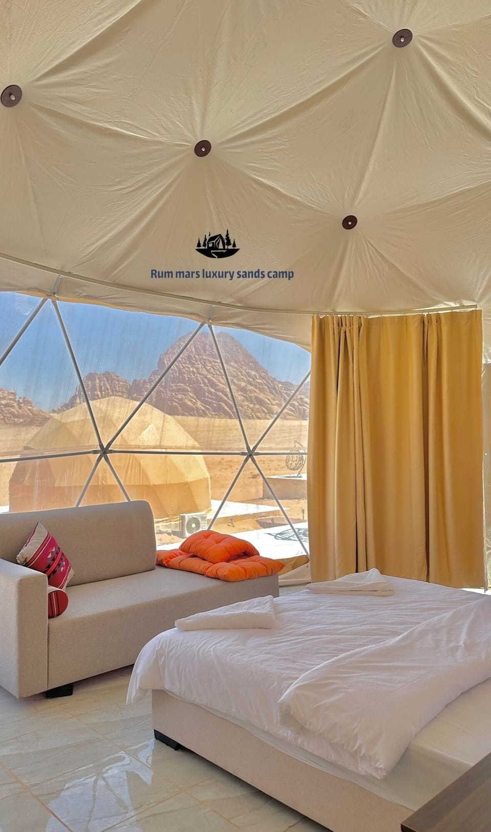 Double Room, Balcony, Desert View | Free WiFi