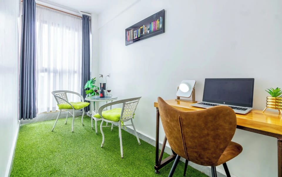 Deluxe Apartment, City View | Interior