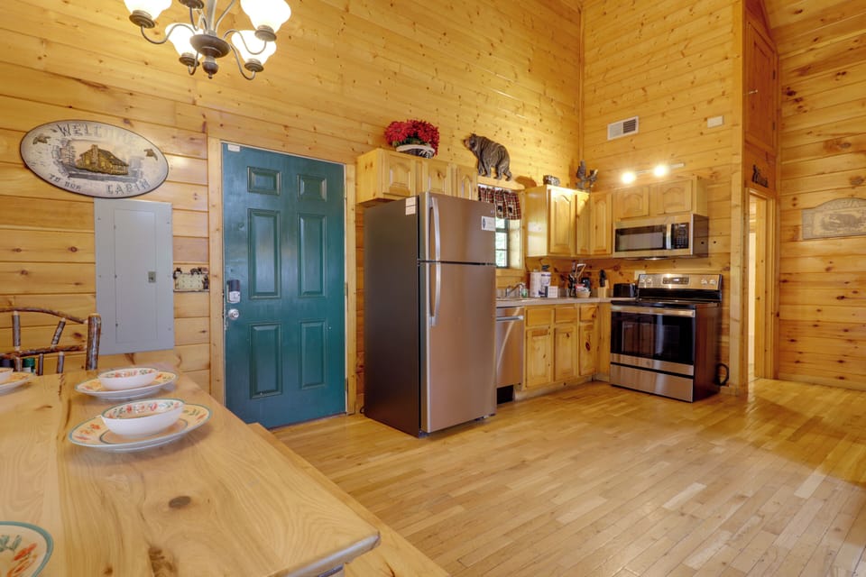 House (2 Bedrooms) | Interior