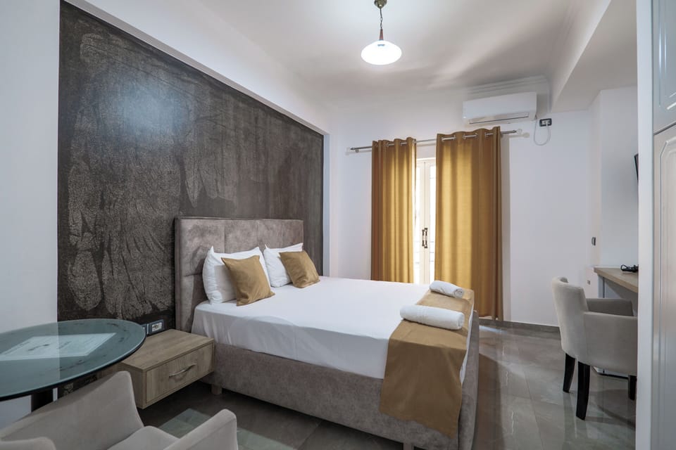 Double Room, Balcony, City View | Free WiFi