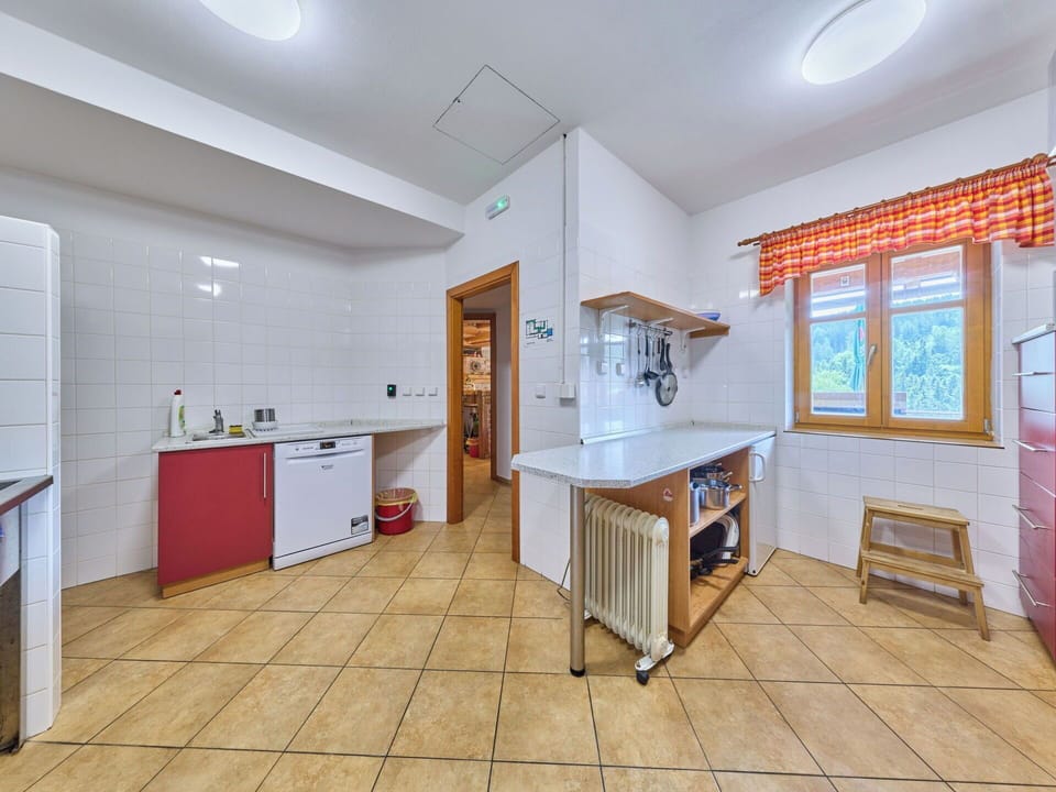 Floor, Flooring, Ceiling, Room, Kitchen, Major Appliance, Cabinetry, Tile, Hardwood, Wood Stain