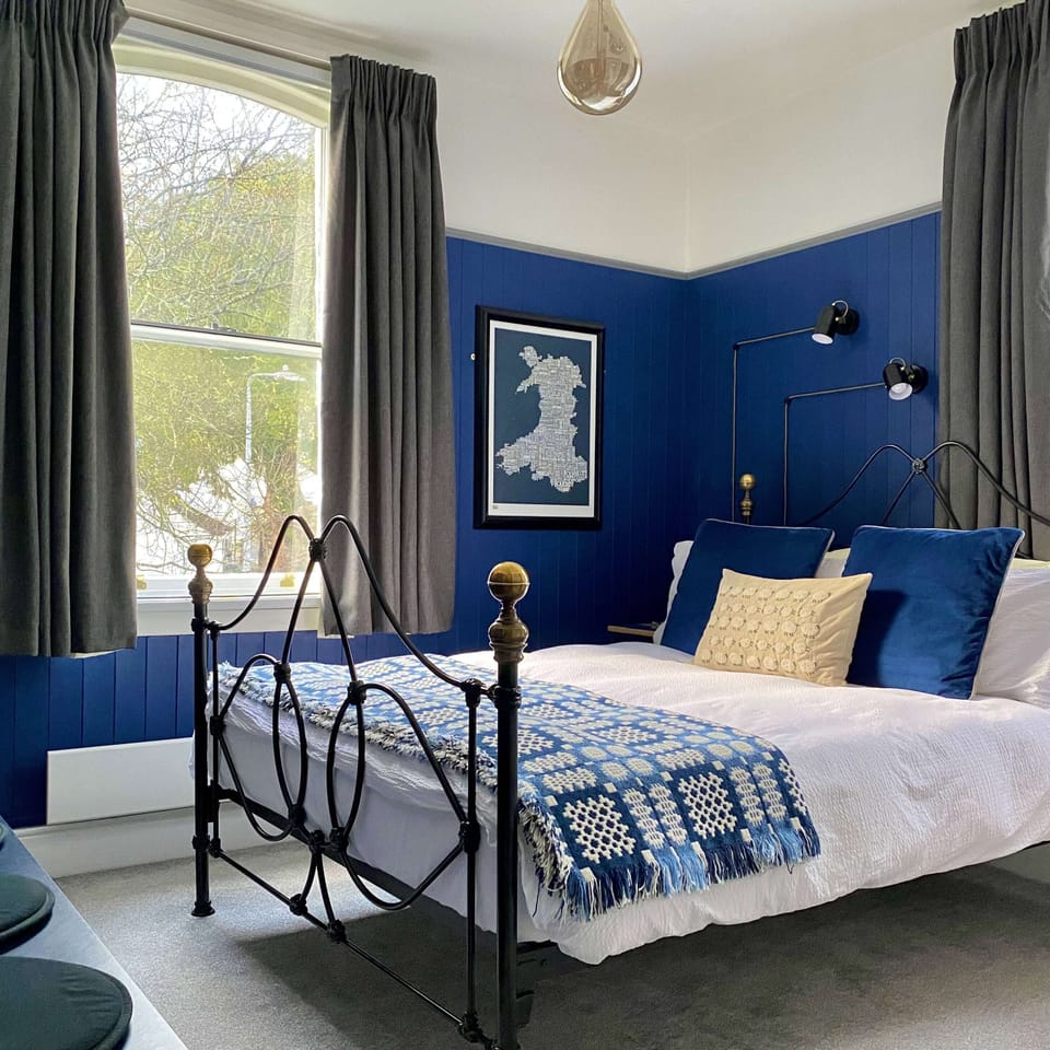 Double Room, Ensuite (Room 2) | Blackout drapes, individually decorated