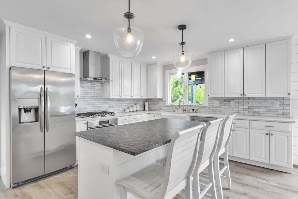 The kitchen is brand new and absolutely stunning.