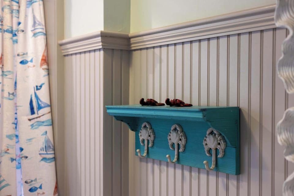 Adorable coastal details. 