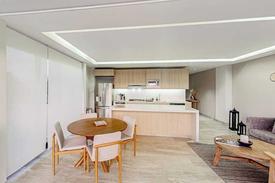 Apartment, 1 King Bed, Mountain View (Cardinal Living Cabo D-301) | Interior