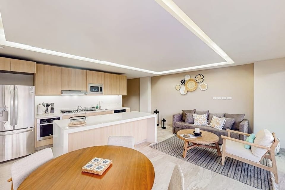 Apartment, 1 King Bed, Mountain View (Cardinal Living Cabo D-301) | Interior