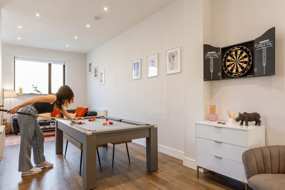 Pool Table 