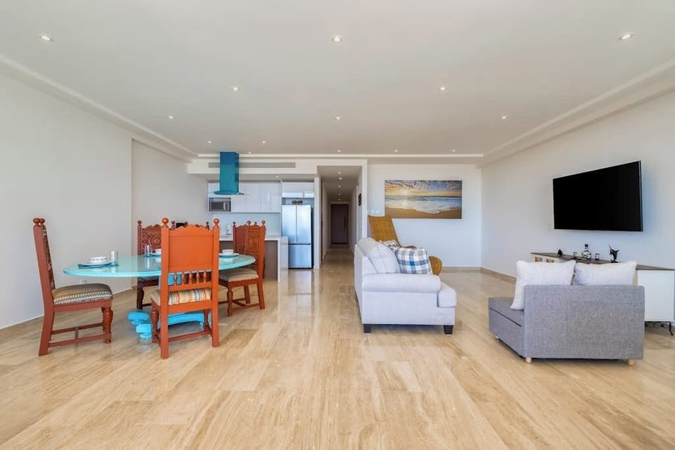 Apartment, Multiple Beds, Ocean View (Casa de Happy - Mistiq Los Cabos) | Living area