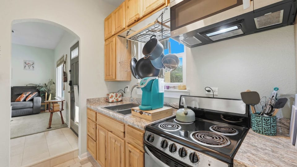 Everything you need for snacks, meals, and vacation treats is right at your fingertips.