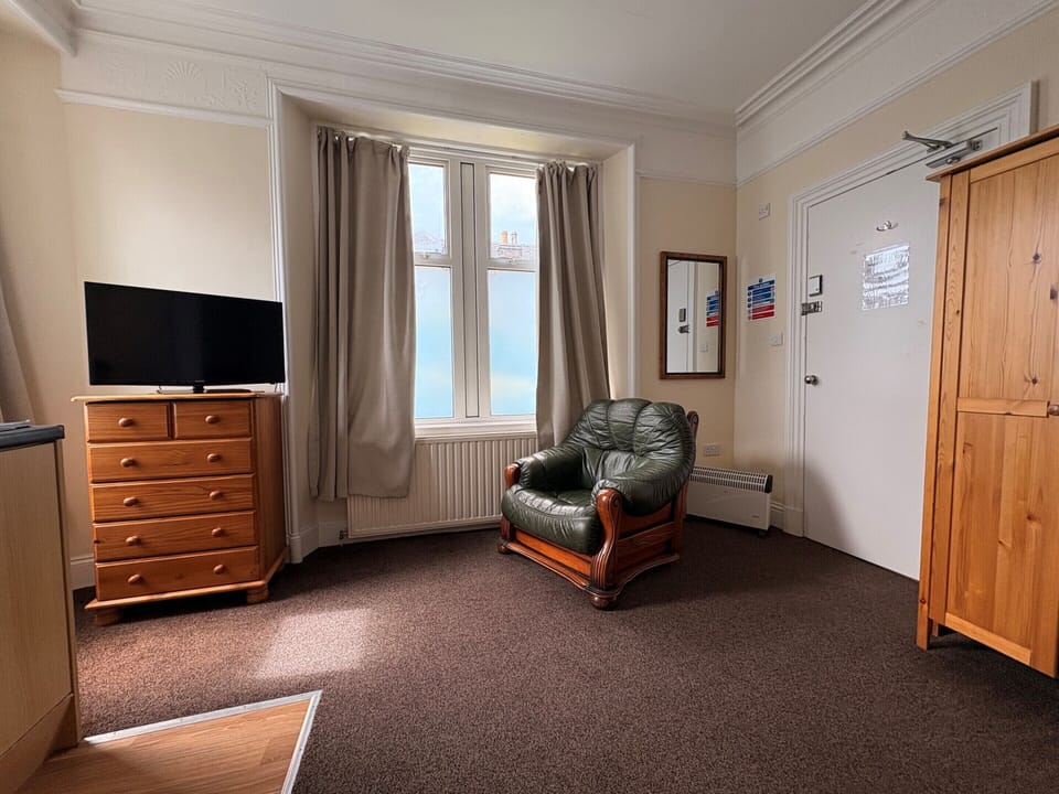 Single Room | WiFi (free)