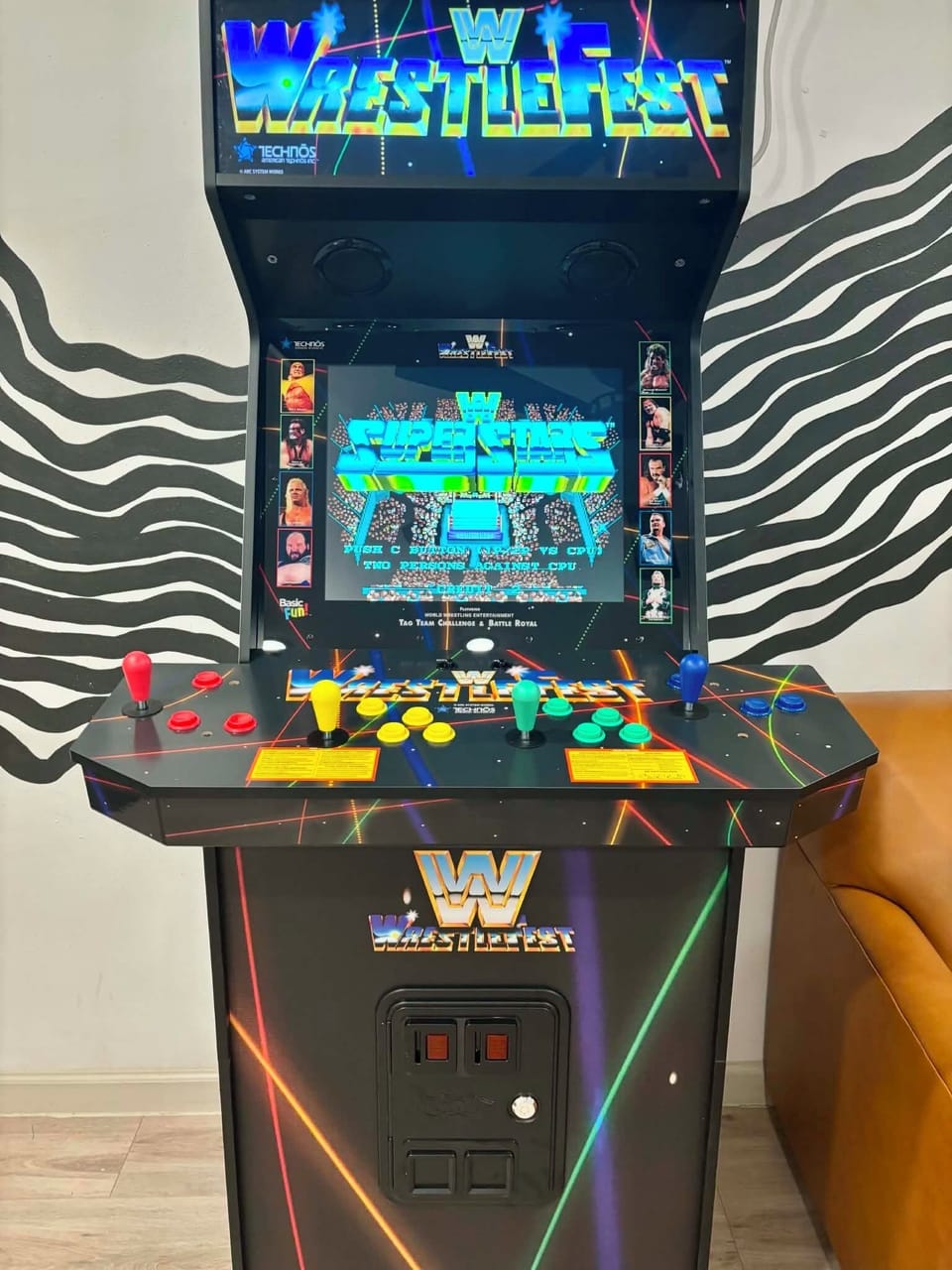 Video game arcade cabinet (free to play!)