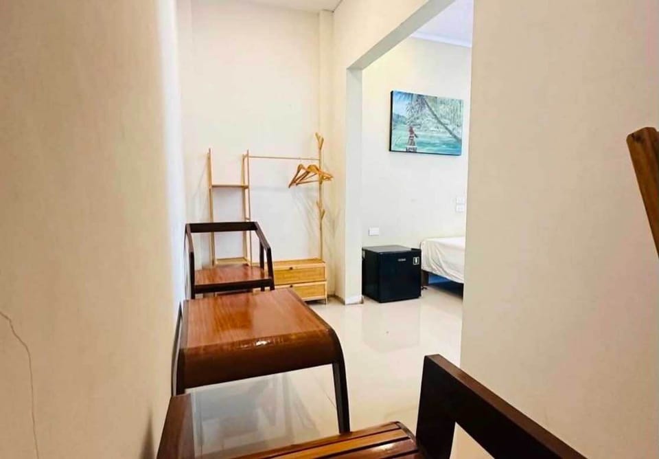 Standard Triple Room | Desk, free WiFi, bed sheets