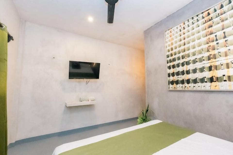 Desk, iron/ironing board (on request), WiFi (free)