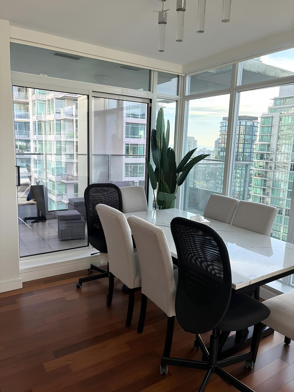 Comfort Double Room, Balcony, Bay View | Dining