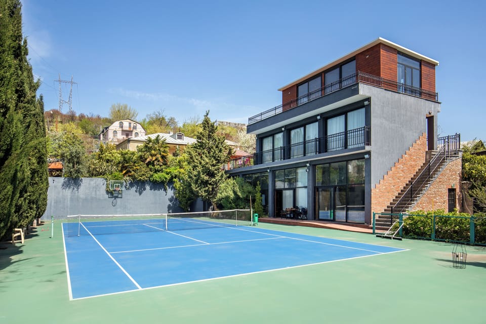 Sport court