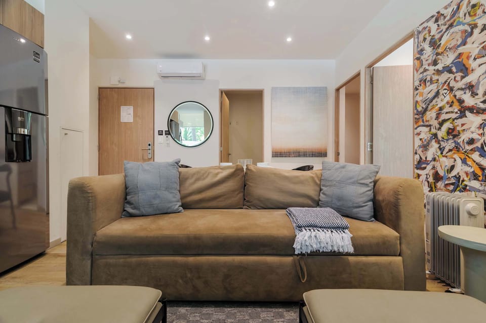 Cozy seating area to unwind and recharge.
