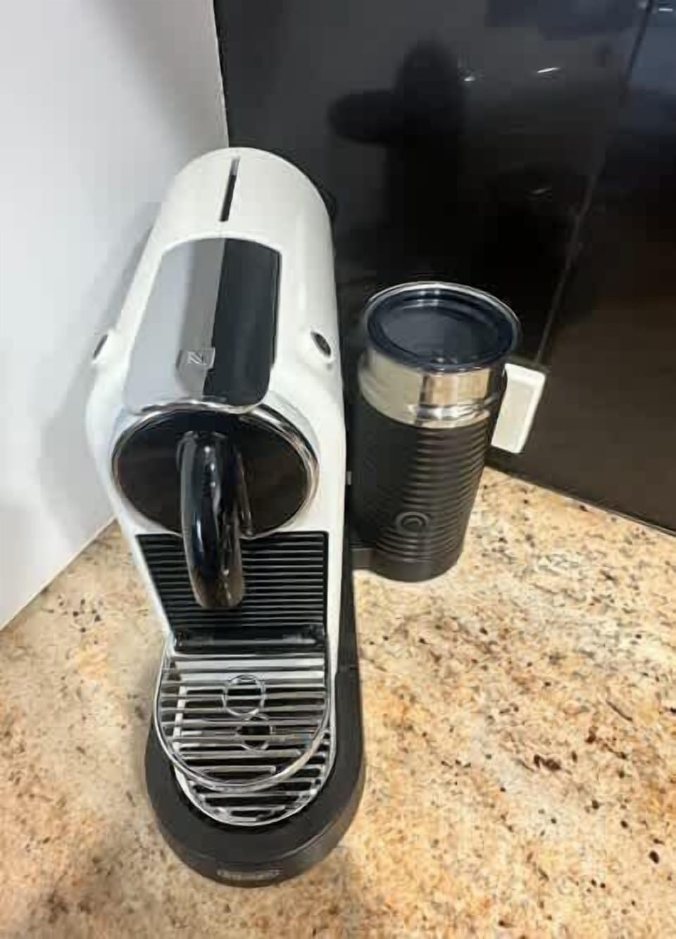 Nespresso coffee machine, a few pods have been left for your arrival!
