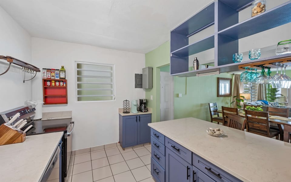open spacious layout throughout the kitchen and dining area