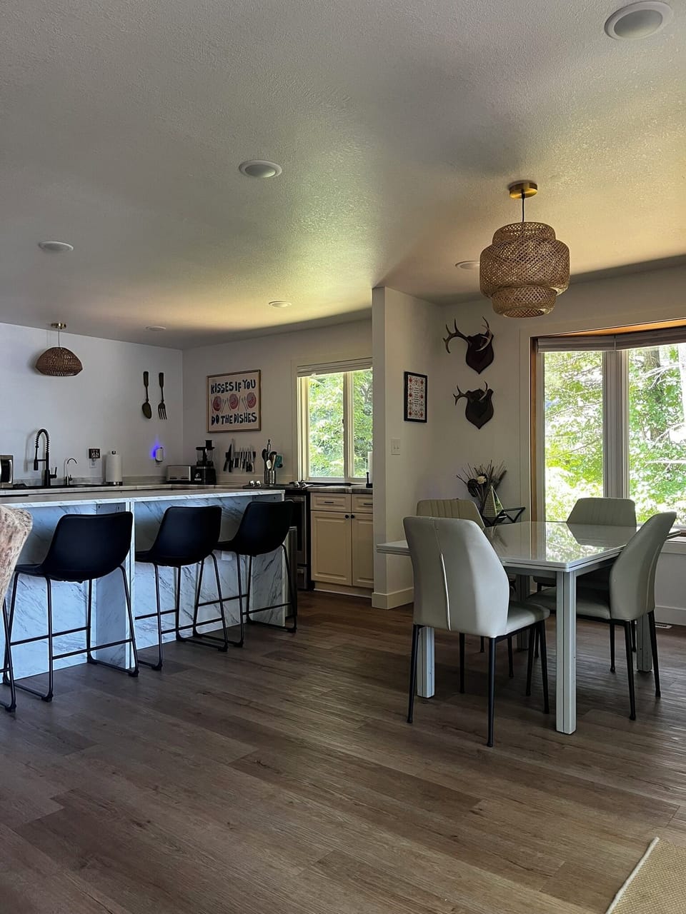 Kitchen and dining area