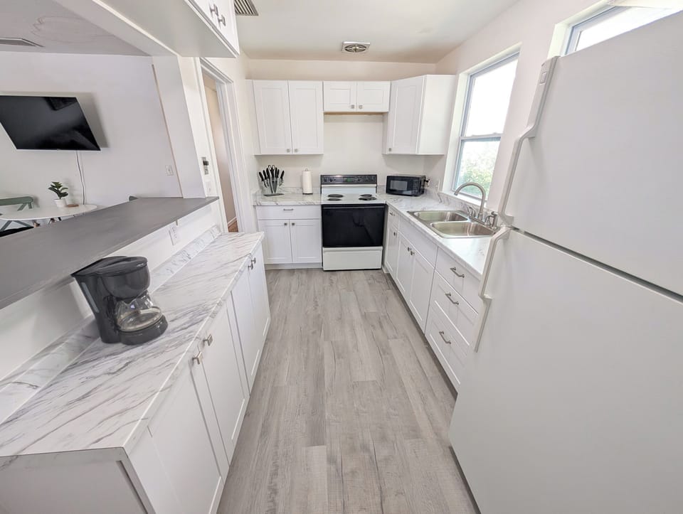 Full renovated kitchen