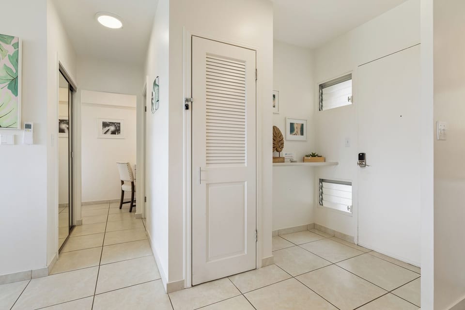 Entry area 