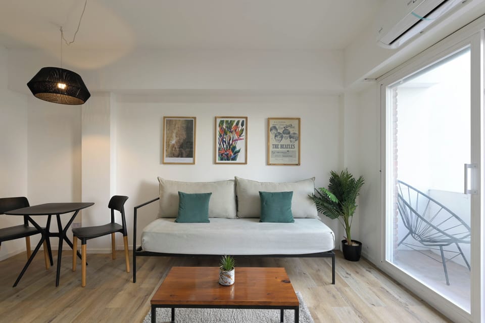 Studio | Living area