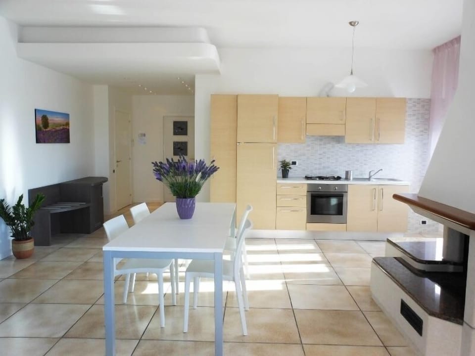 Executive Apartment, Sea View | Private kitchen | Fridge