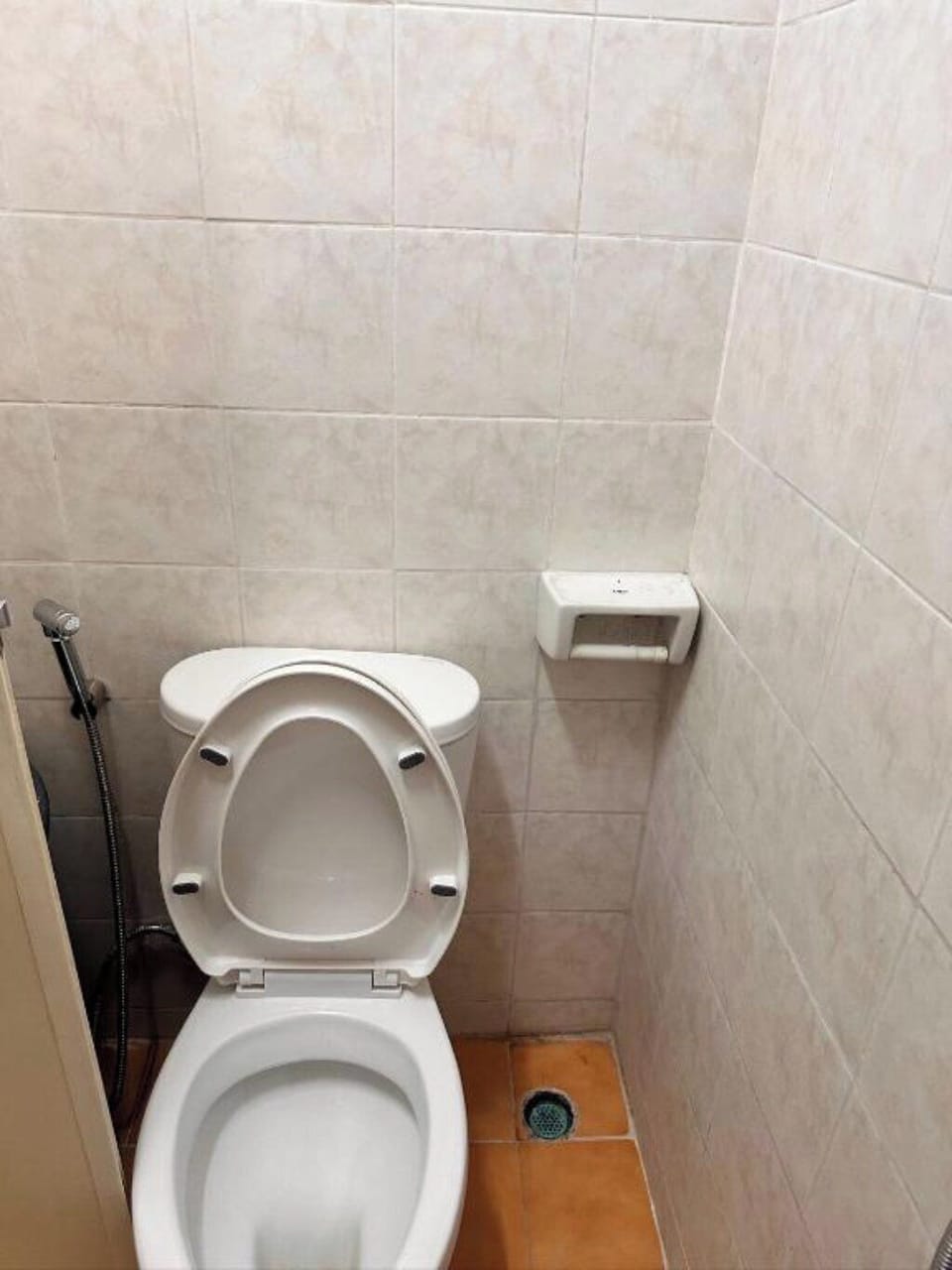Apartment, Balcony, City View | Bathroom | Shower, towels, soap, shampoo