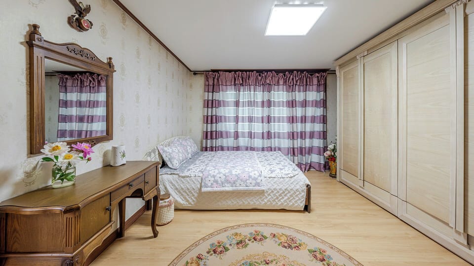 Basic Room, 2 Bedrooms (entire home) | 2 bedrooms, WiFi (free)