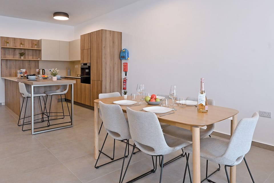 Kitchen and dining area