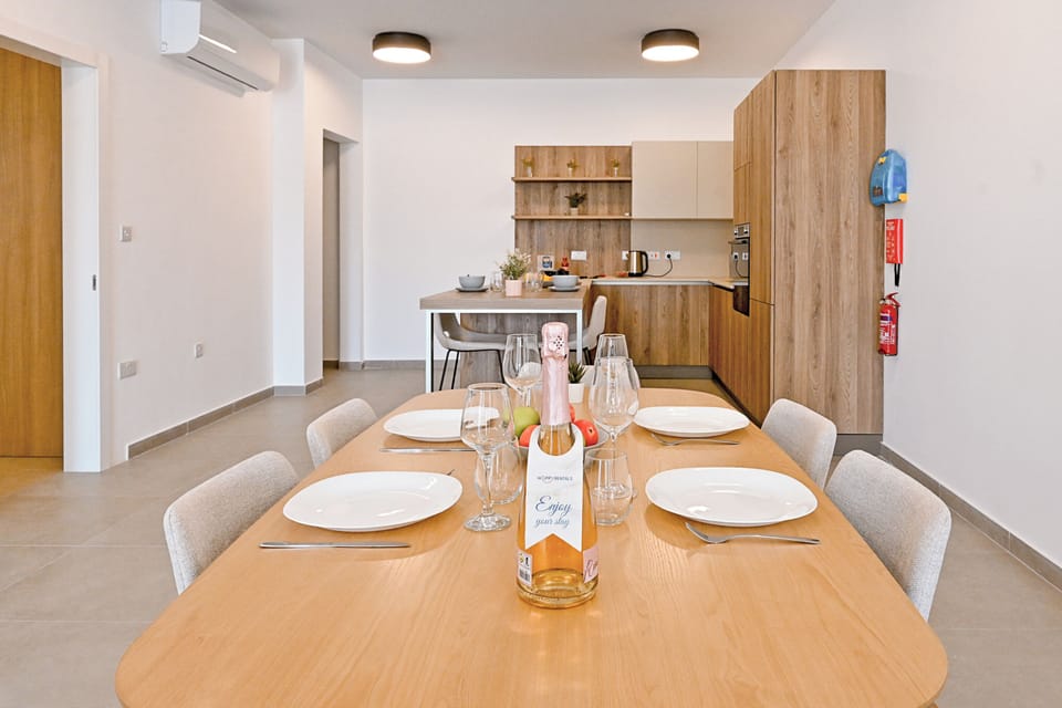 Kitchen and dining area