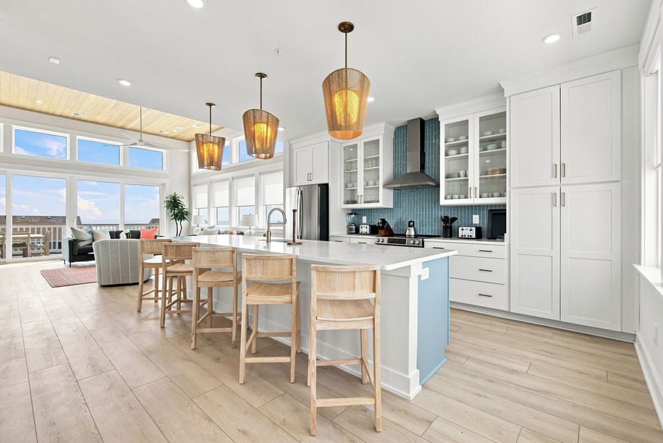 Level Four Full Gourmet Kitchen